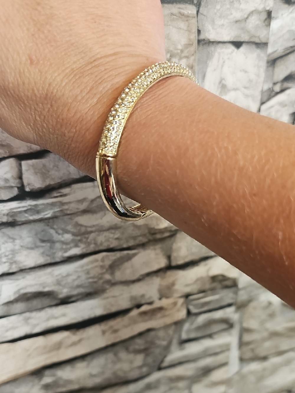Elegant Park Lane Honeycomb Bracelet - Picture 4 of 4